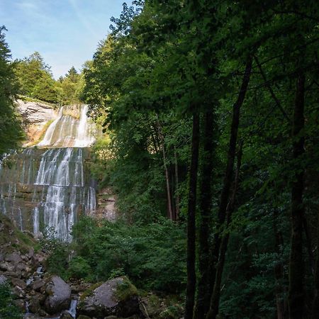 Gite La Janiat Montigny-sur-l'Ain Dış mekan fotoğraf